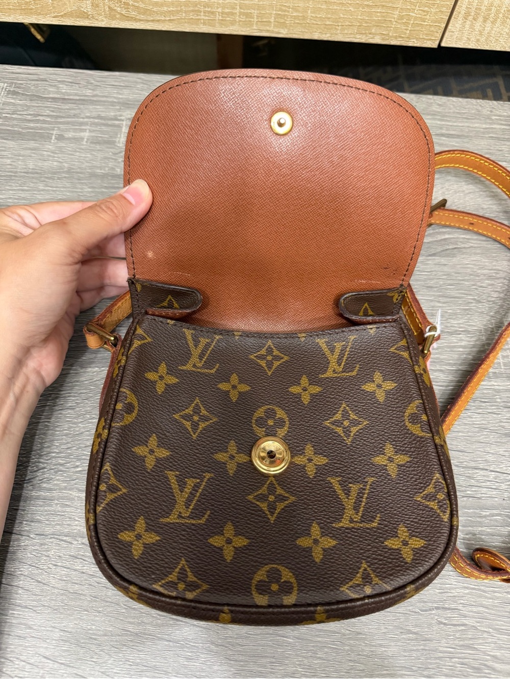 Louis Vuitton Vintage Mini St Cloud Monogram Crossbody Bag - Picture 9 of 15